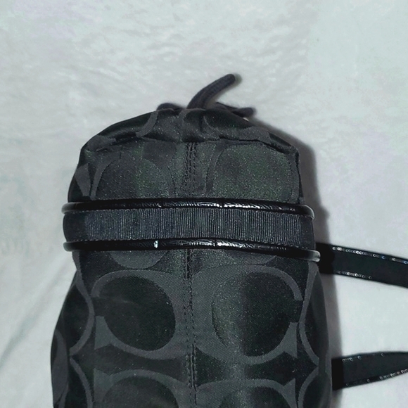 Coach Poppy Signature Tote Bag Purse - Picture 13 of 16